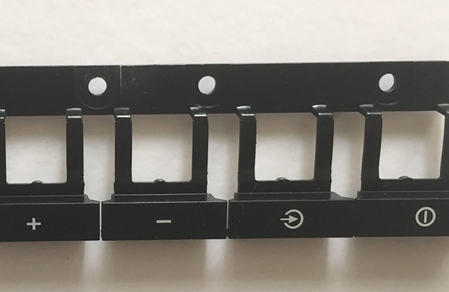 透光材料16